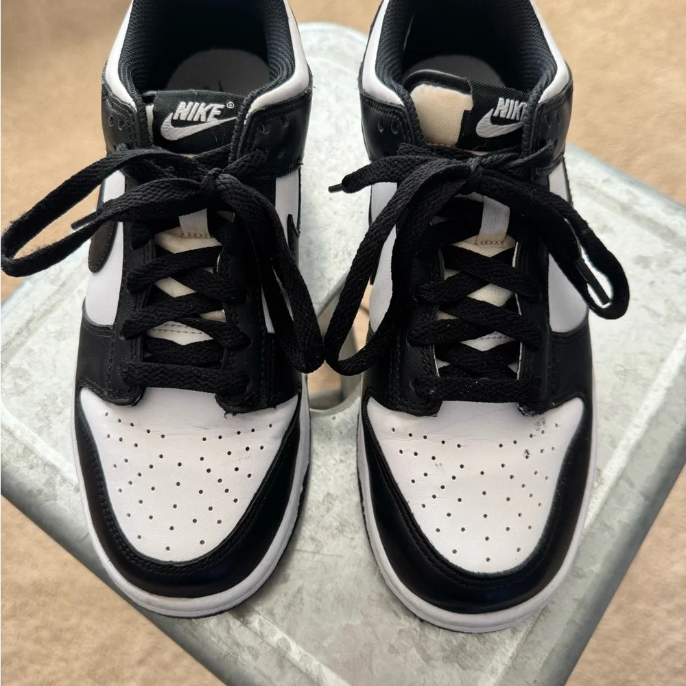 Nike Dunk Low Retro White Black Panda Kids 7Y DD1503-101 Shoes Sneakers - Picture 3 of 7